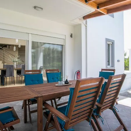 Summer Dream Villa *